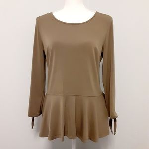 Banana Republic Top Green Medium